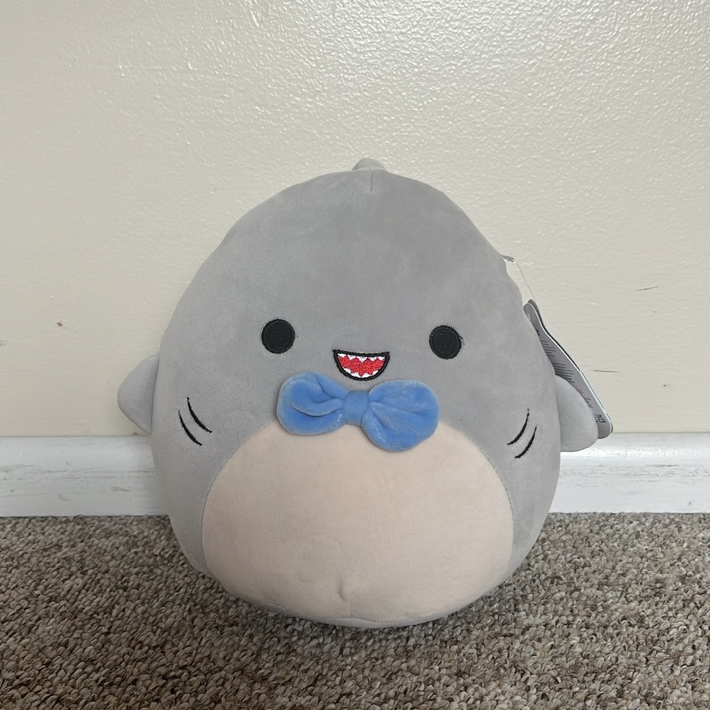 Gordon Squishmallow